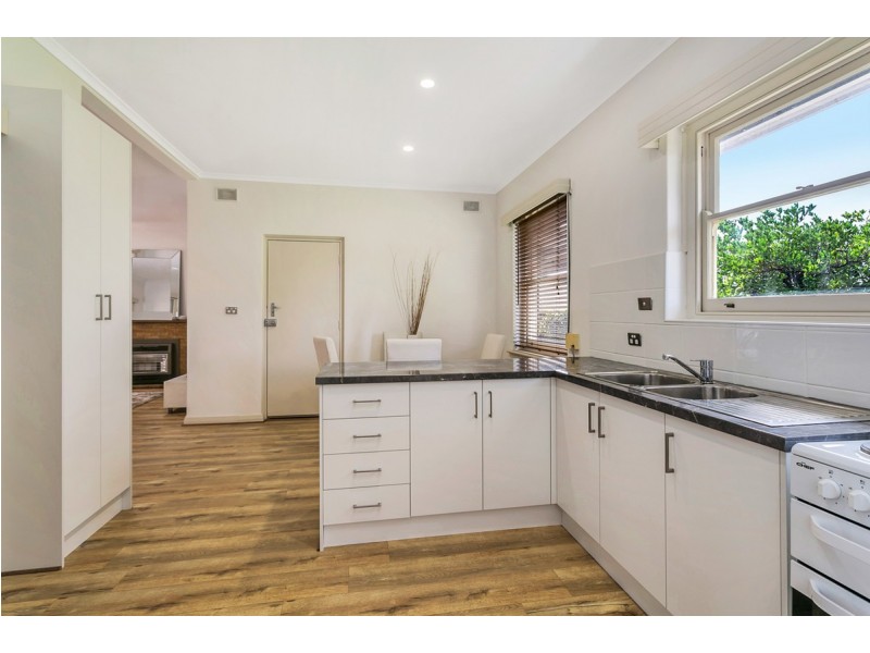 6 Stafford Street, Clearview SA 5085