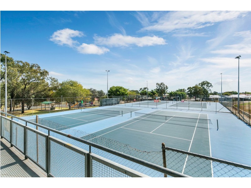 6 Stafford Street, Clearview SA 5085