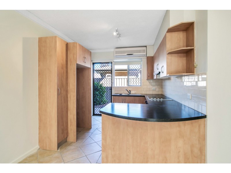 9/5 Barry Road, Oaklands Park SA 5046