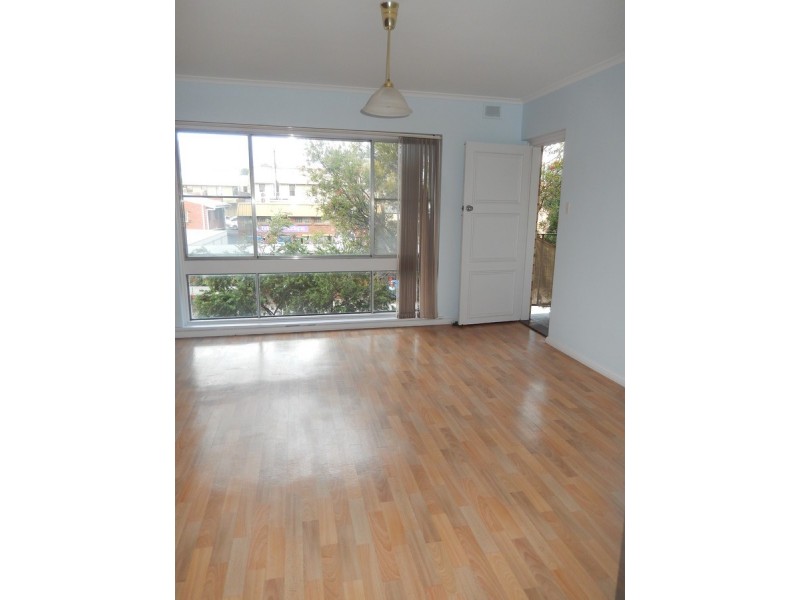 9/2 Old Beach Road, Brighton SA 5048