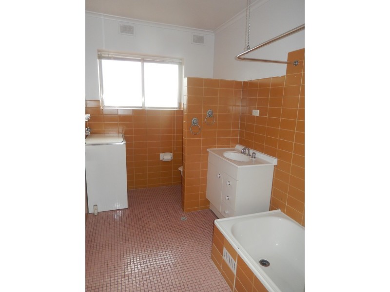 9/2 Old Beach Road, Brighton SA 5048