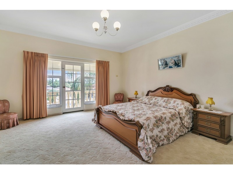 10 Raphael Avenue, Dernancourt SA 5075