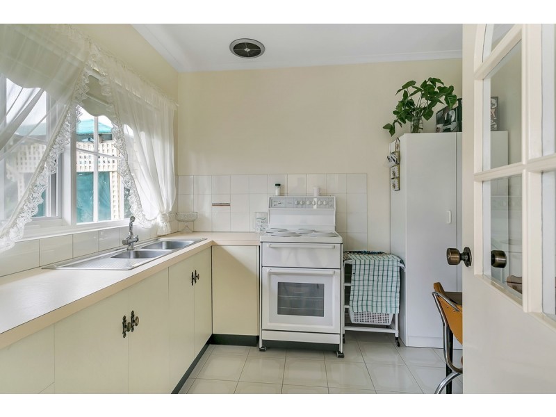 10 Raphael Avenue, Dernancourt SA 5075