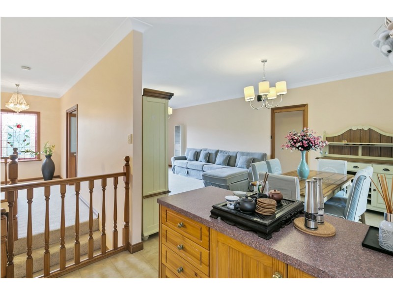 16 Kinnaird Crescent, Highbury SA 5089