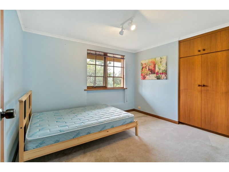 16 Kinnaird Crescent, Highbury SA 5089