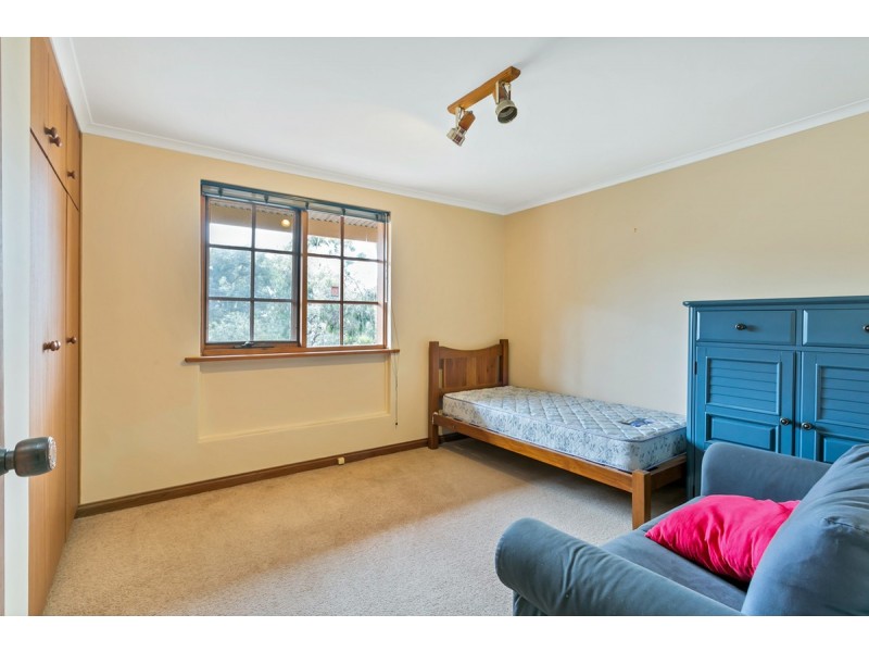 16 Kinnaird Crescent, Highbury SA 5089