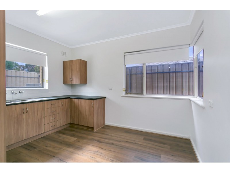 3 Maru Court, Para Hills SA 5096