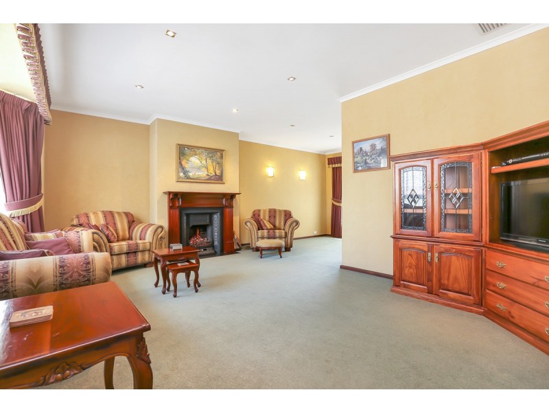 8 Nankeen Street, Modbury Heights SA 5092