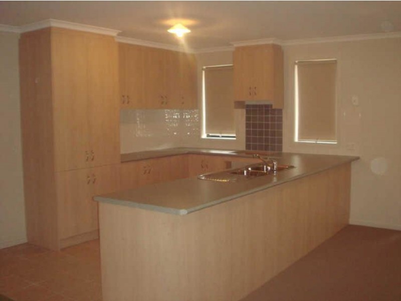 14 Almond Circuit, Munno Para West SA 5115