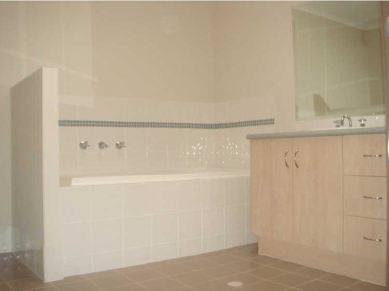 14 Almond Circuit, Munno Para West SA 5115