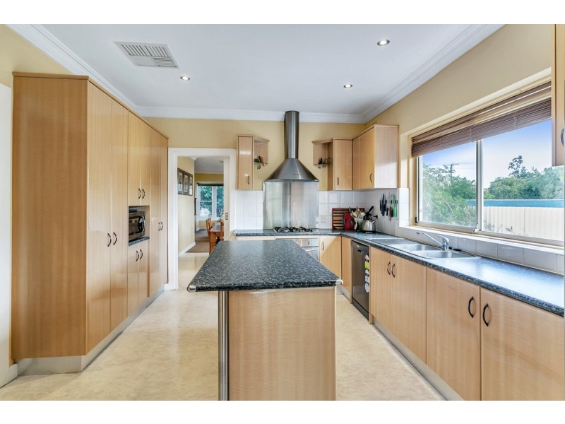 71 Angas Avenue, Vale Park SA 5081