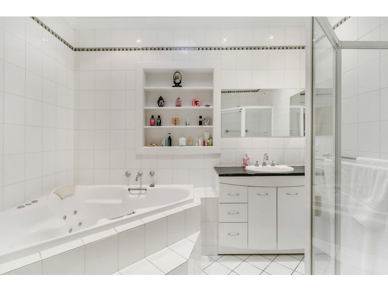 71 Angas Avenue, Vale Park SA 5081