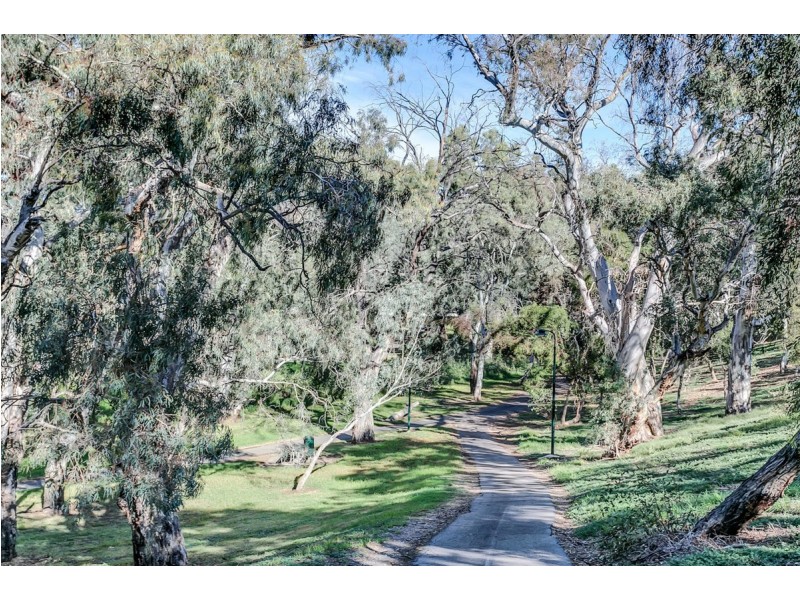 14 Jeffery Court, Vale Park SA 5081