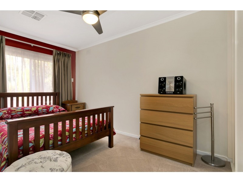 42 Littler Drive, Fairview Park SA 5126