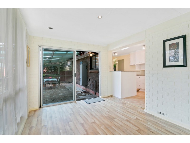 25 Dargie Avenue, Hope Valley SA 5090