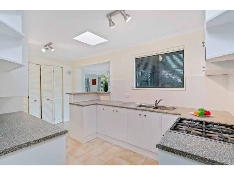 25 Dargie Avenue, Hope Valley SA 5090