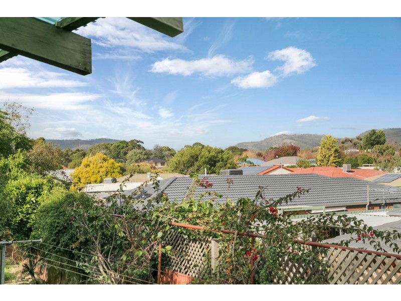 25 Dargie Avenue, Hope Valley SA 5090