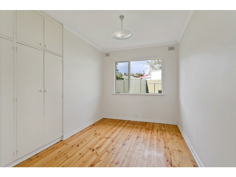 4 Maru Court, Para Hills SA 5096