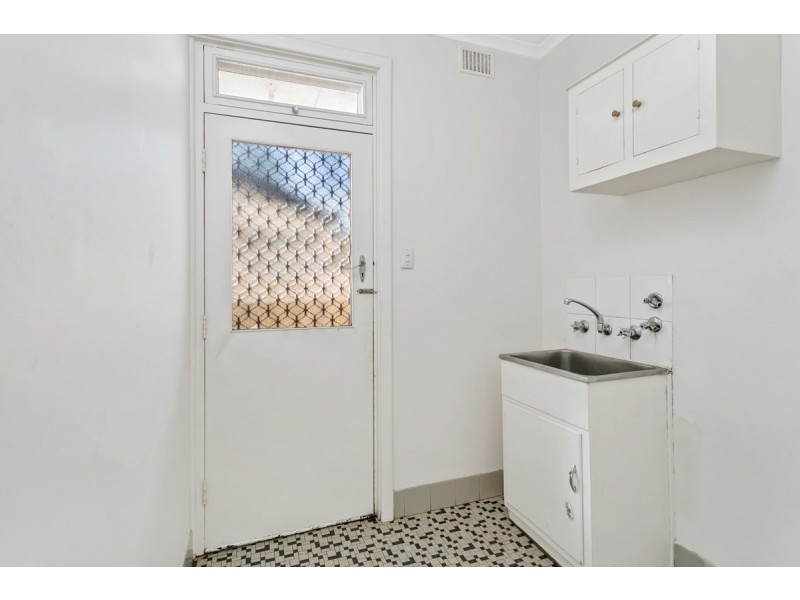 4 Maru Court, Para Hills SA 5096