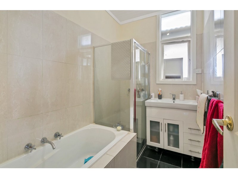 37 Carol Drive, Para Hills SA 5096