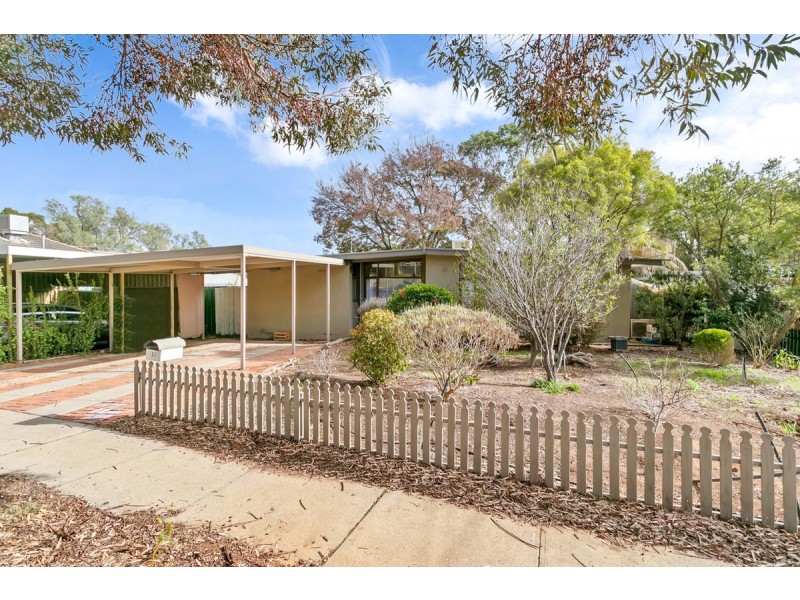 37 Carol Drive, Para Hills SA 5096