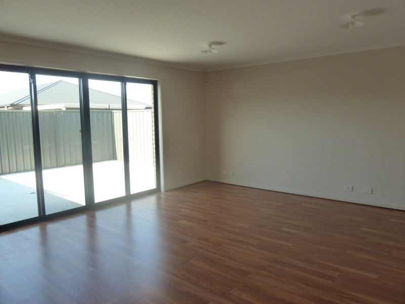 19 Petherton Road, Andrews Farm SA 5114