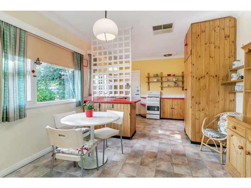 28 Fleming Avenue, Ridgehaven SA 5097