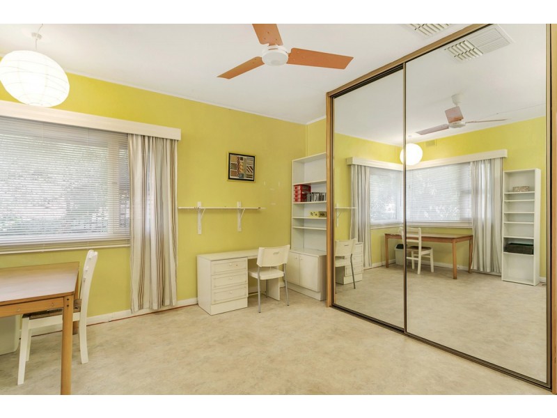 28 Fleming Avenue, Ridgehaven SA 5097