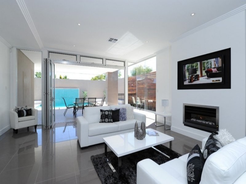 5a Erin Street, Broadview SA 5083