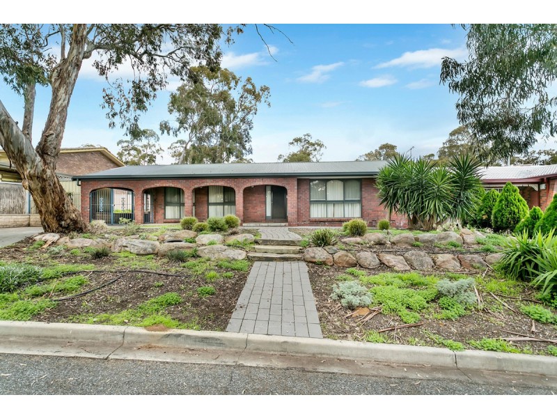2 Birkdale Close, Fairview Park SA 5126