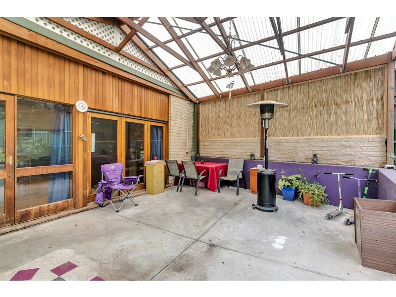 20 Deakin Avenue, Hope Valley SA 5090