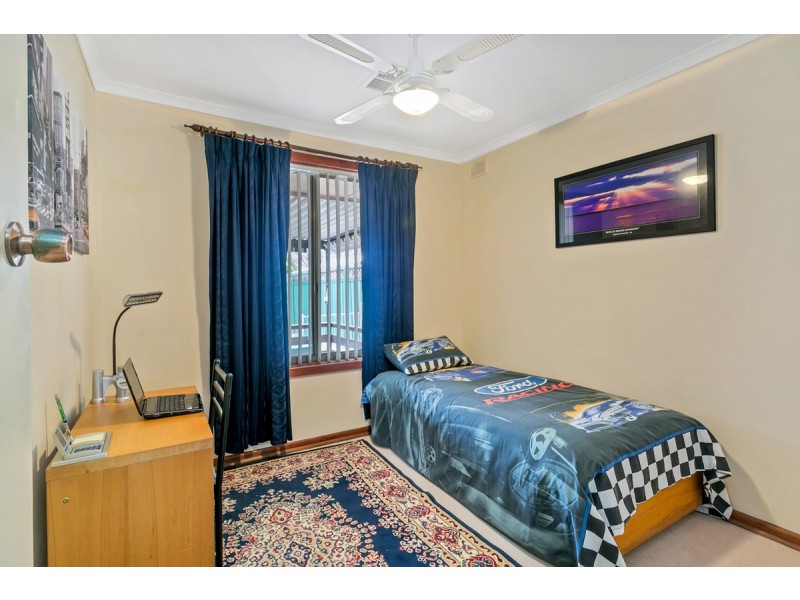 9 Sharon Road, Ridgehaven SA 5097