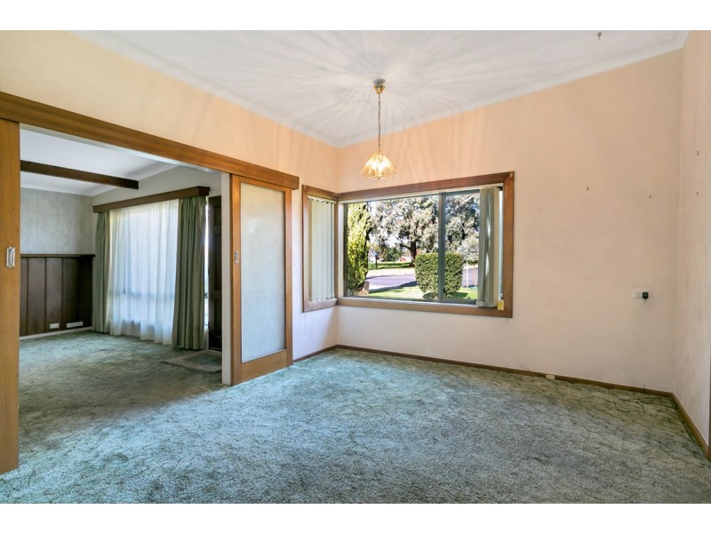 38 Brougham Drive, Valley View SA 5093