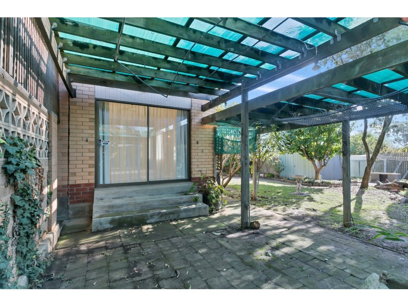 38 Brougham Drive, Valley View SA 5093