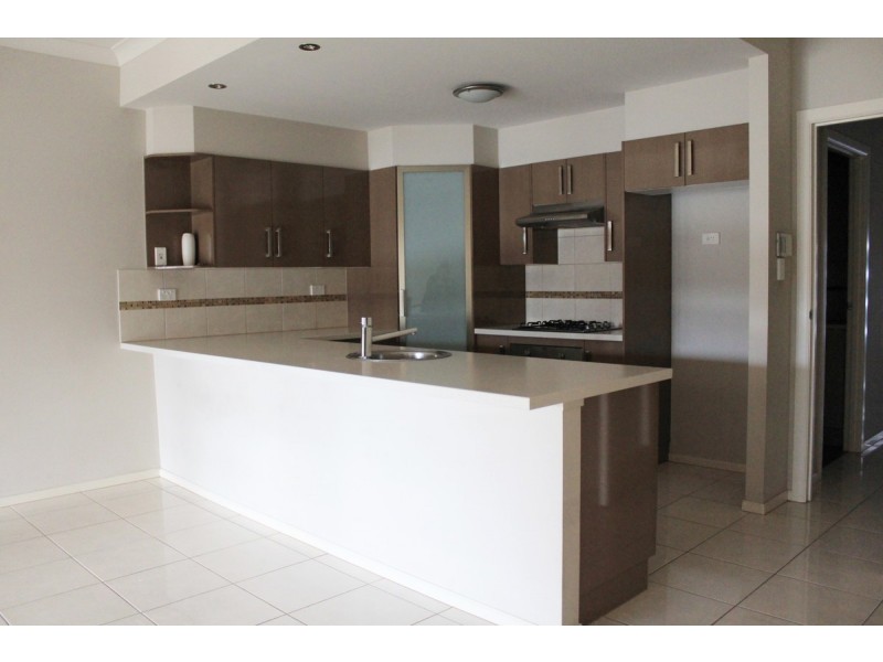 3 Pine Court, Mawson Lakes SA 5095