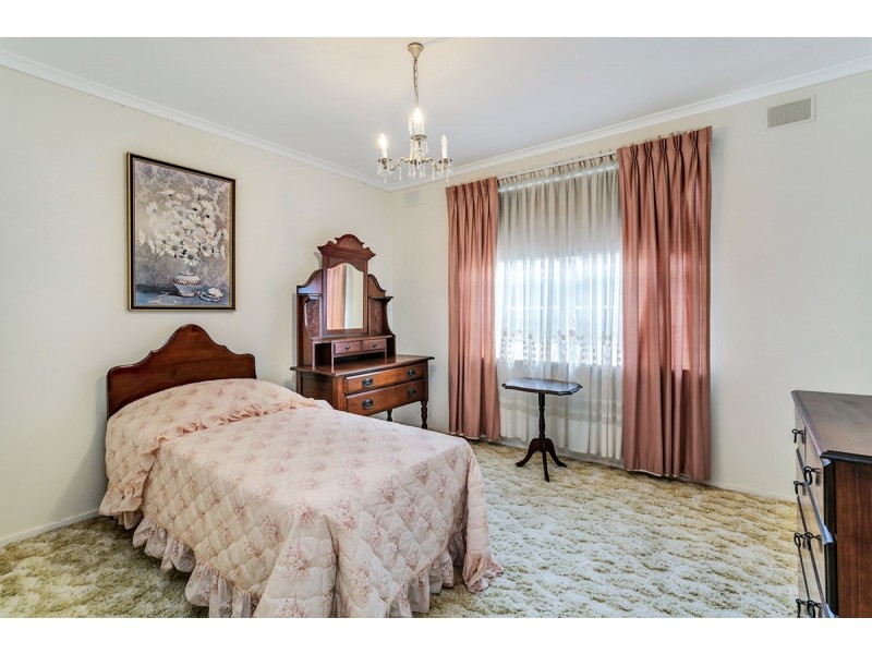 3 Crestwood Drive, Athelstone SA 5076