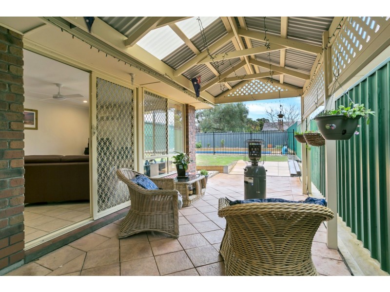 6 Bellchambers Court, Modbury Heights SA 5092