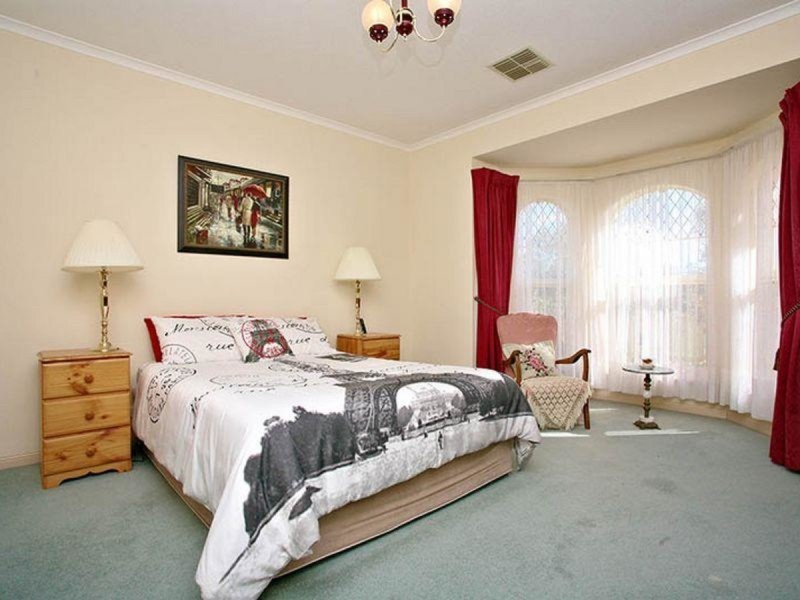 20 Hamilton Place, Mawson Lakes SA 5095