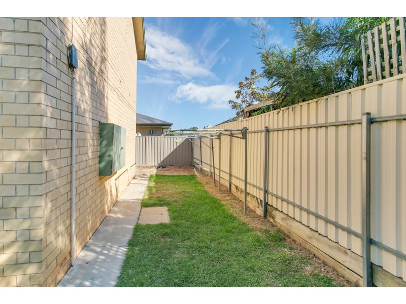 9/5 Barry Road, Oaklands Park SA 5046