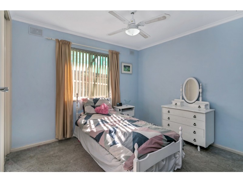 12 Springwood Avenue, Redwood Park SA 5097