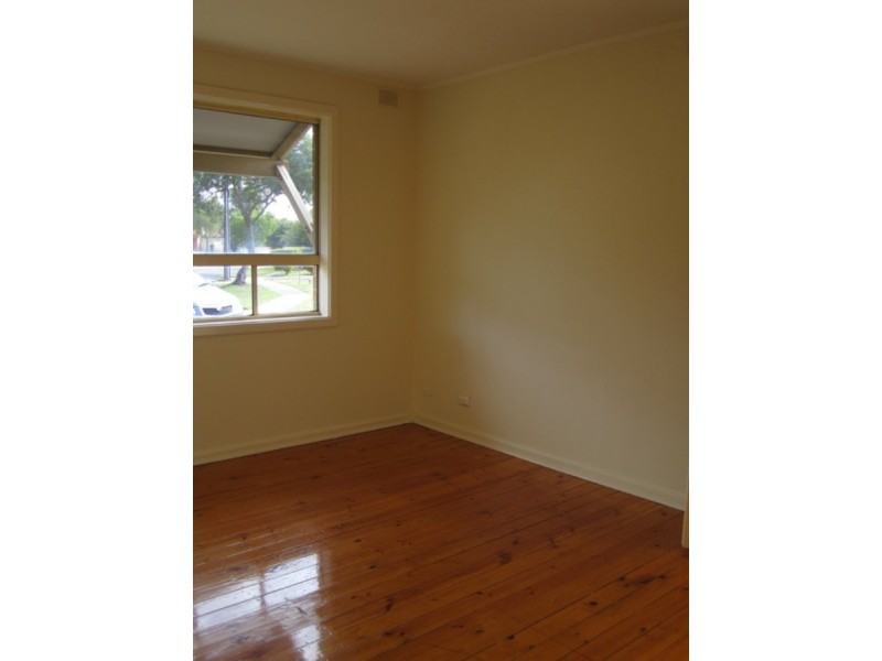 12 Mackay Crescent, Parafield Gardens SA 5107