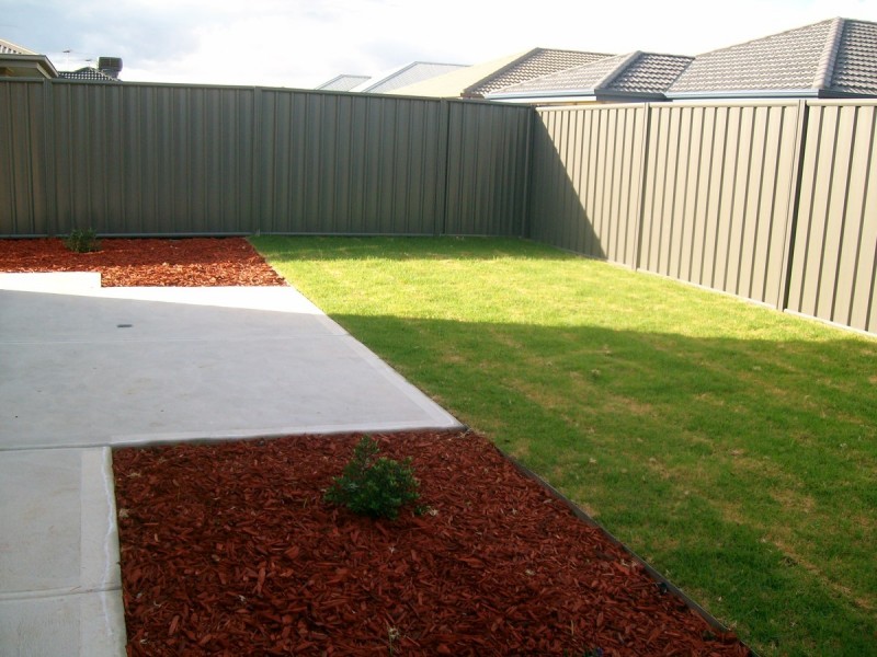 87 Riesling Crescent, Andrews Farm SA 5114