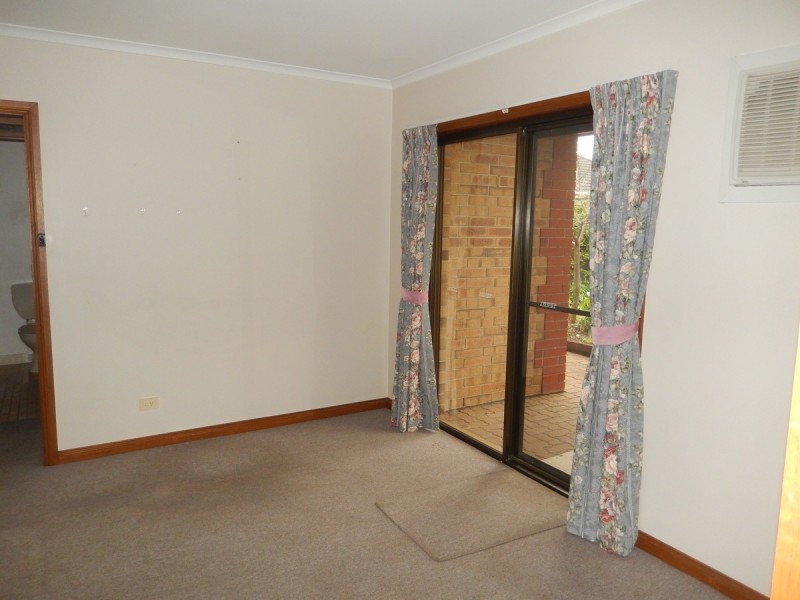 9 Faye Street, Ridgehaven SA 5097