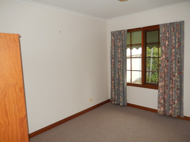 9 Faye Street, Ridgehaven SA 5097