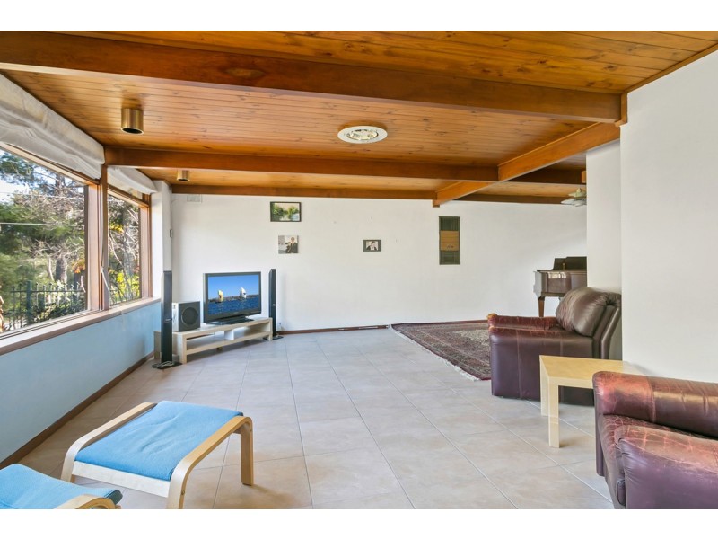 8 Wattlebird Drive, Highbury SA 5089
