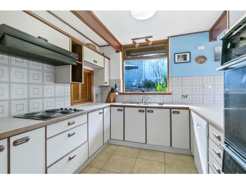8 Wattlebird Drive, Highbury SA 5089