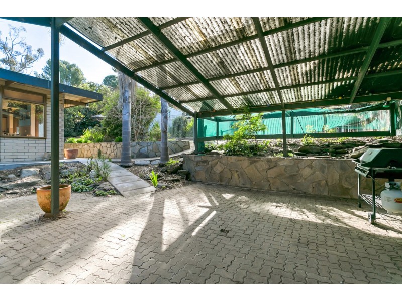 8 Wattlebird Drive, Highbury SA 5089