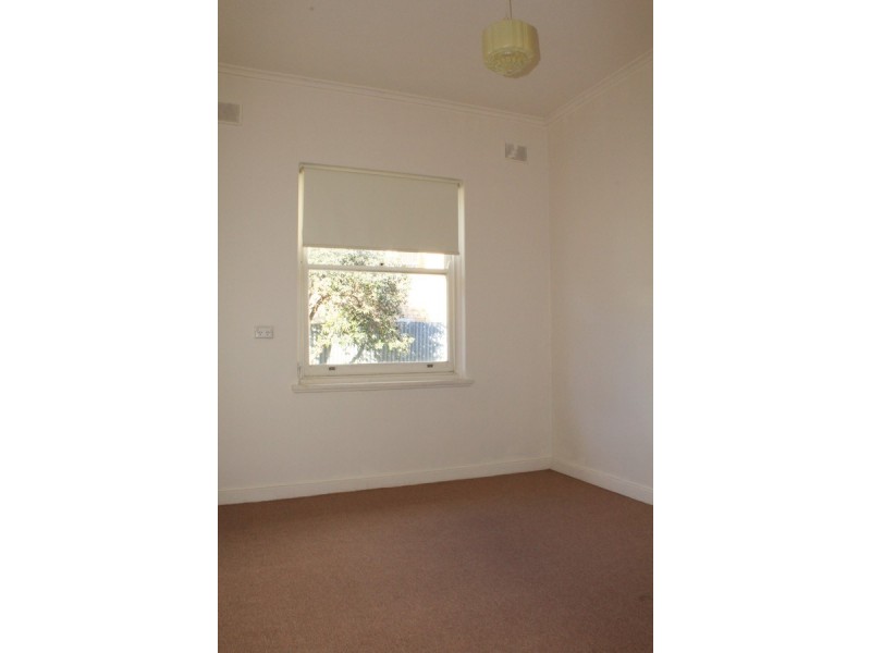 6 Melrose Avenue, Clearview SA 5085
