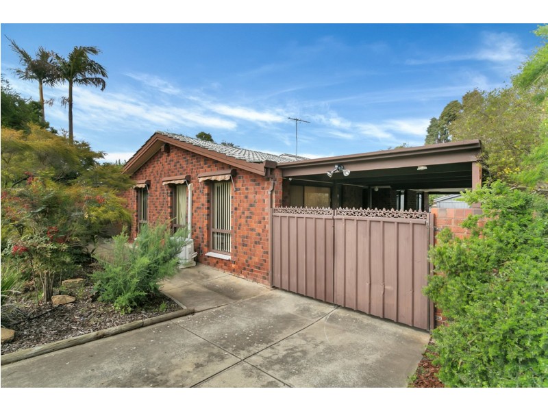 4 Leonis Avenue, Hope Valley SA 5090