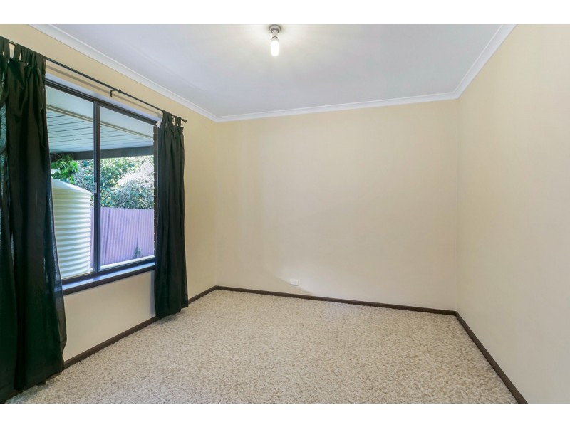 4 Leonis Avenue, Hope Valley SA 5090